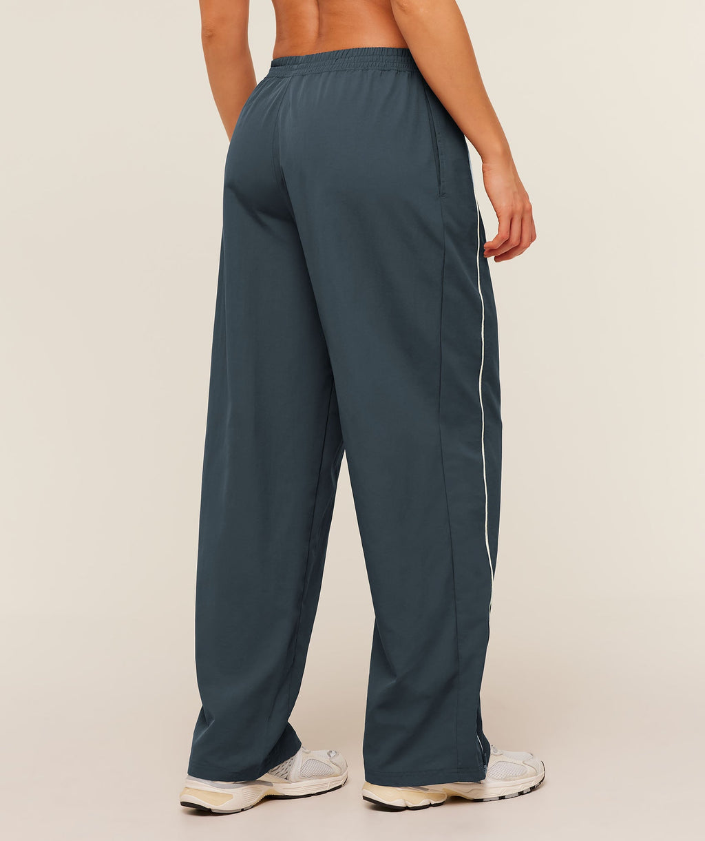 Gymshark To From Pants Stealth Blue/Soft White